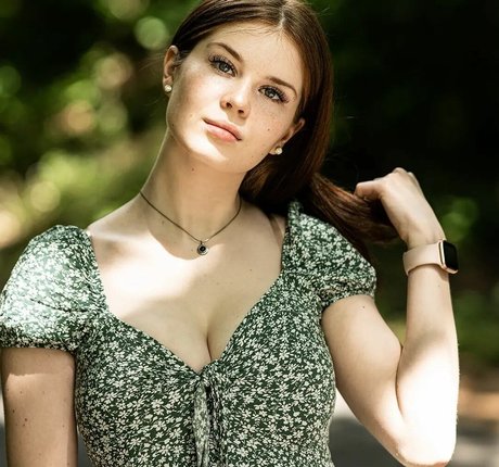 anoukjhn heiße pornographische bild