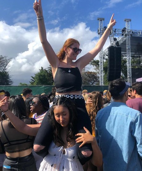 Sammy Jerrard erwachsene top foto