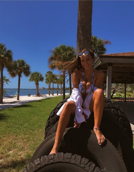 Melissa Aleene Kight sexy nackte archiv