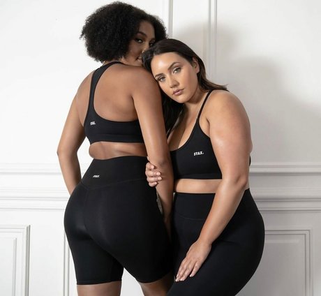 Yasmine MInovski porno hd bilder