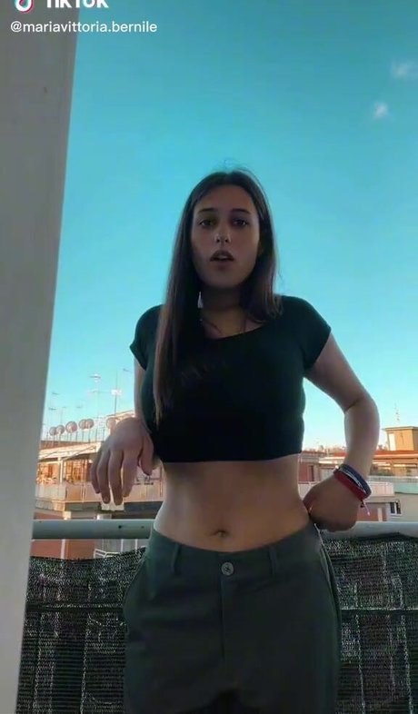 Maria Vittoria freie sexy bilder