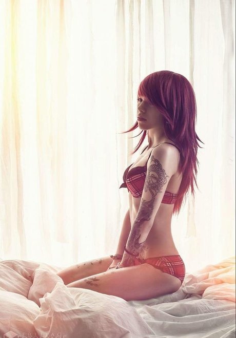 Yuumiko sexy heiße bild