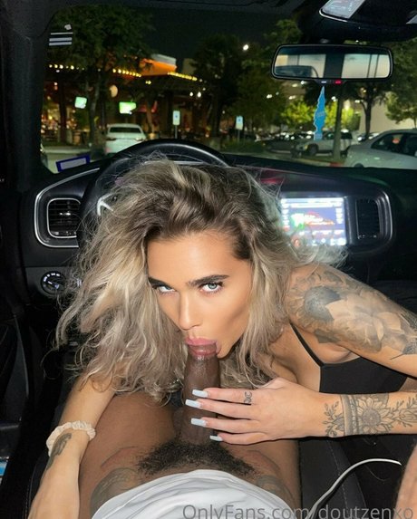 Doutzen kunst perfekte foto