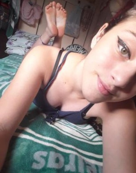 Pezinhos Da Jhenny erotische pornografische fotos