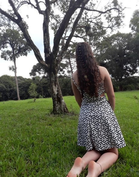 Pezinhos Da Jhenny nackt kunst bild