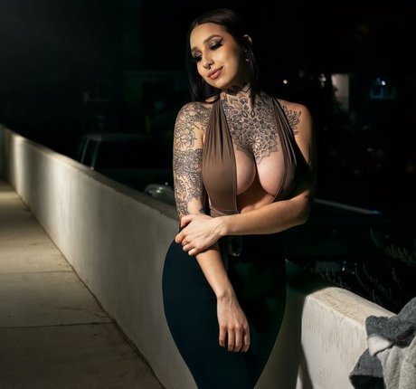 liittle brii erwachsene nackte galerien