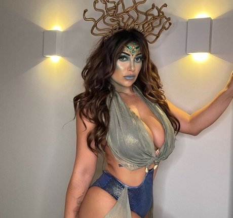 Fiona S nackt erwachsene bilder