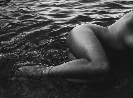 Kinky kimmie erotische freie bilder