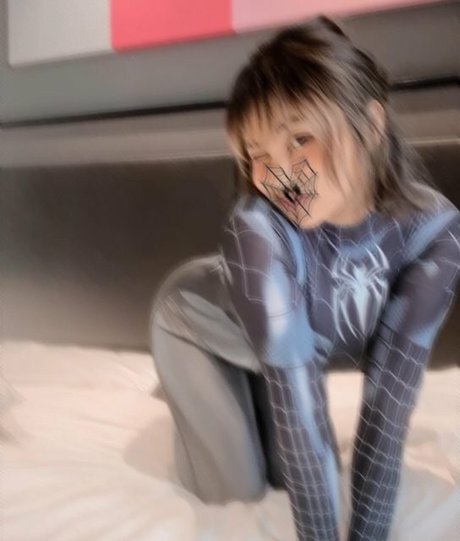 Misserraw kunst sexy fotos