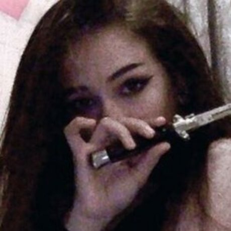 Prettyhostage beste nackten bilder