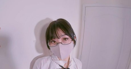 Thelittlejuicer erwachsene perfekte foto