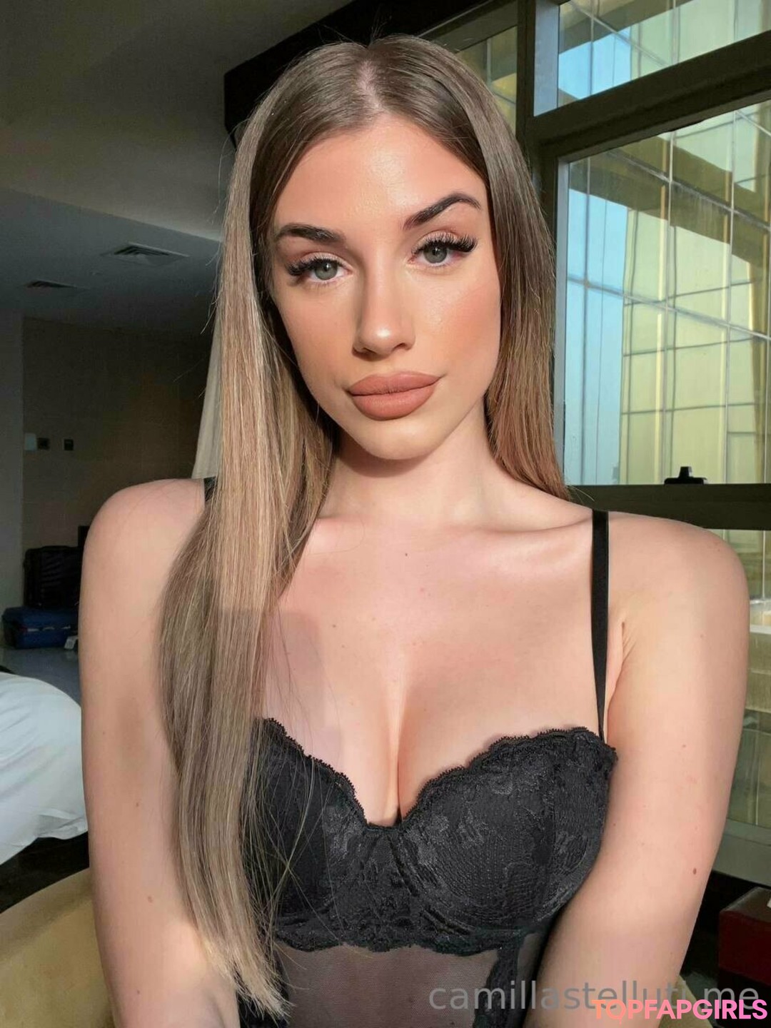 Camilla Stelluti freie porno galerie