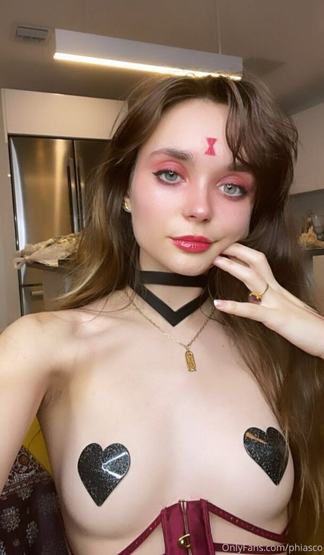 Phiasco sexy nackten foto