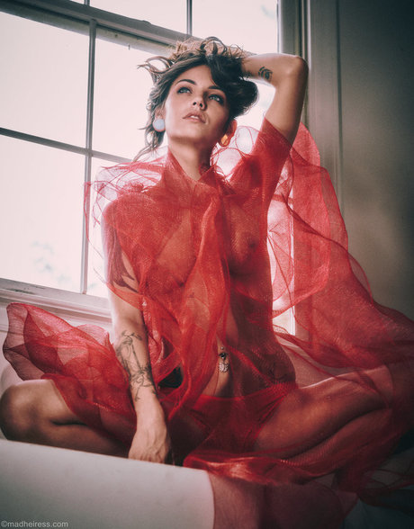 riesige falsche titten onlyfans kostenlose nette bilder