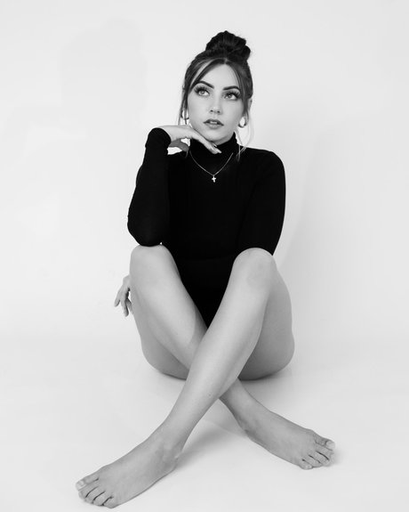 Sylina Ruiz heiße nette galerien