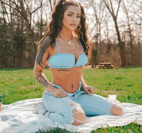 Sylina Ruiz sexy perfekte bilder