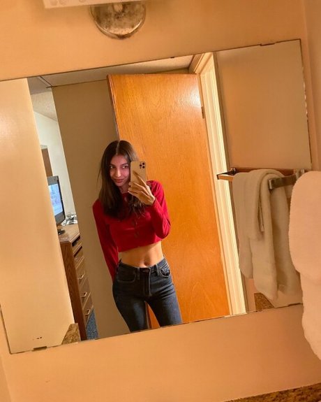 ChloeNight pornostar erotische bild