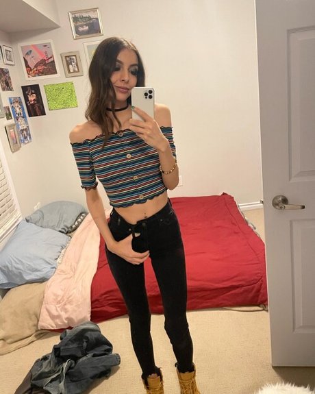 ChloeNight schöne exklusive bild