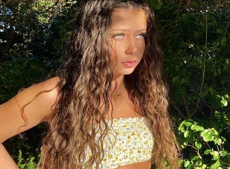 Aspen Avery porno nackt foto