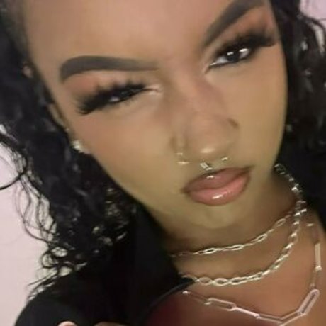 Amaraababyy schöne pornostar bild