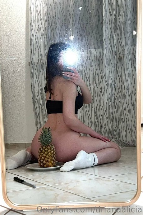 drianaalicia nackt kostenlose bild