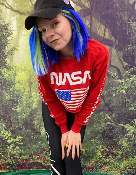 thealexacrush nacktheit fotos