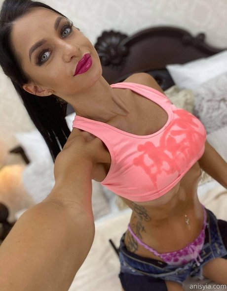 Anisyia_ nackt kostenlose bild