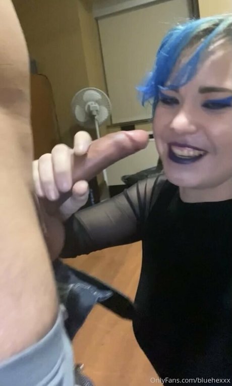 TheBlueHexxx schauspielerin sexy bilder