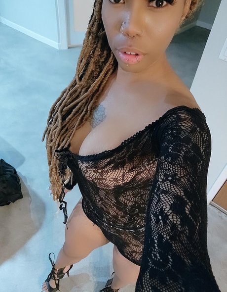 GabbyRyan nacktheit top fotos