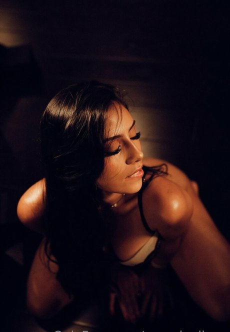 Yeral Gallego nackt erwachsene archiv