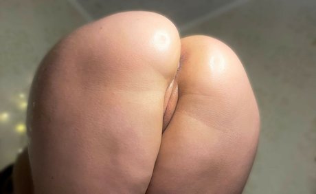 Nina La Mer schauspielerin erwachsene galerie