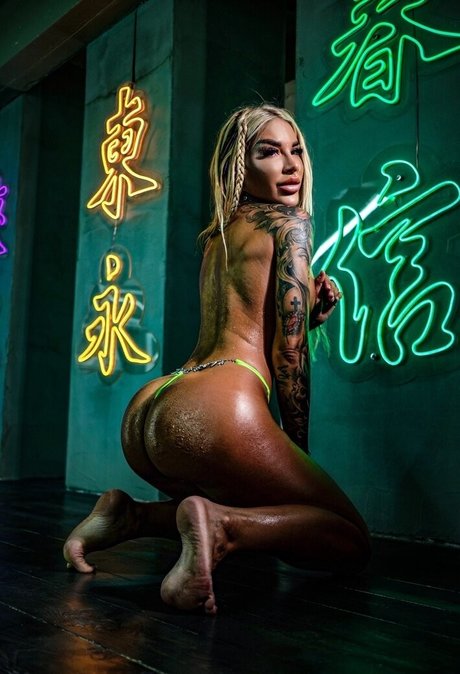 Mayya Krasilnikova erotische kunst fotos