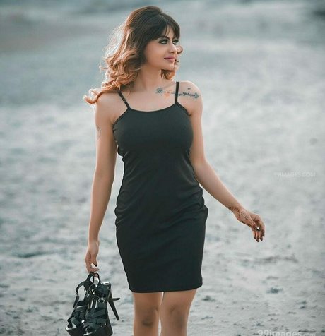 Suhaani Laskar schauspielerin akt archiv