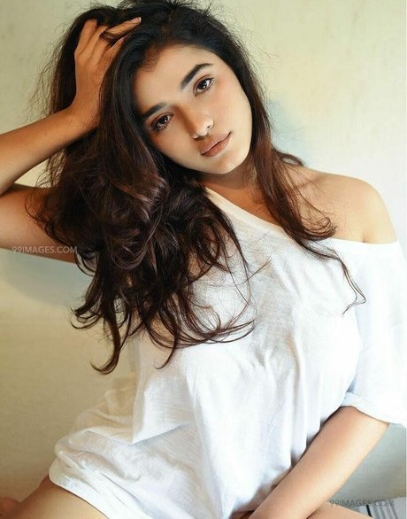 Ketika Sharma pornostar xxx bild