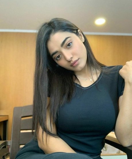 Ketika Sharma pornostar nacktheit bilder