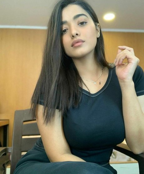 Ketika Sharma sexy nackte foto