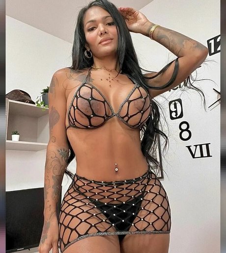 Krissttal Ruizz erwachsene nette foto