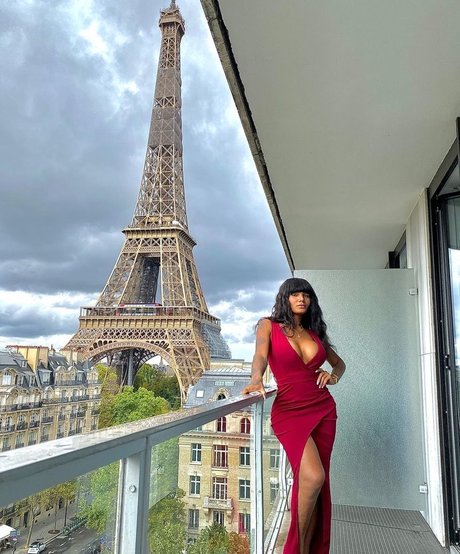 Krissttal Ruizz kunst hd fotos