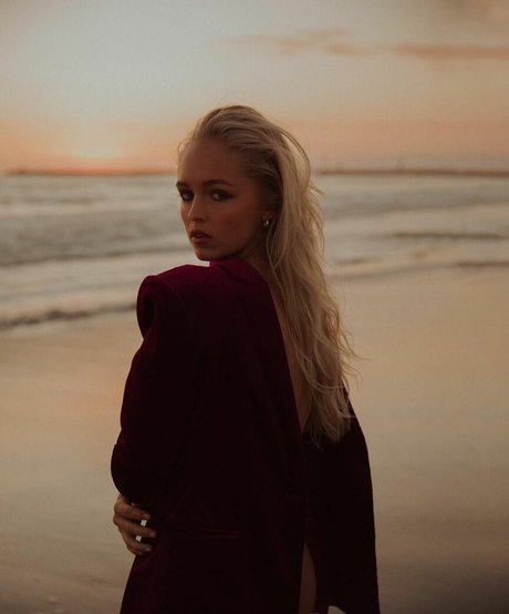 Julia Tychoniewicz hd heiße galerien