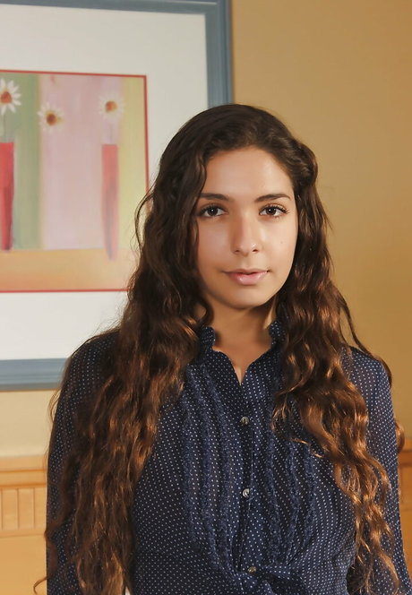 Monique poses xxx exklusive fotos