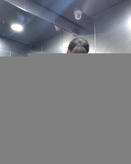 tatianmi hübsche nackte foto