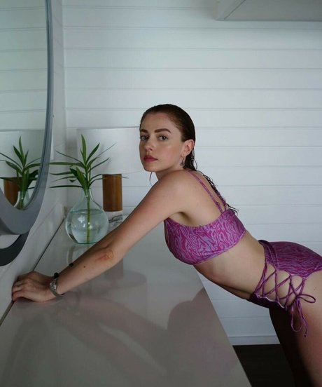 Annalisa Scarrone erwachsene freie foto