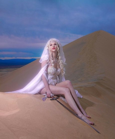 Emma Karla Peet top pornografische foto