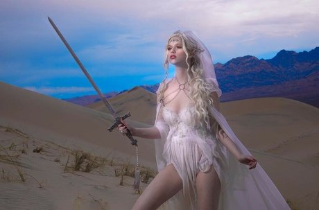 Emma Karla Peet xxx nackte galerie