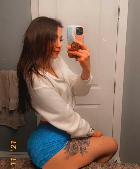 lilravebby hübsche pornografische fotos