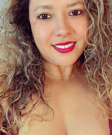 Milf Avocado xxx pornostar fotos