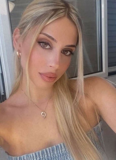 Dimitra Menegatou nacktheit erwachsene bild