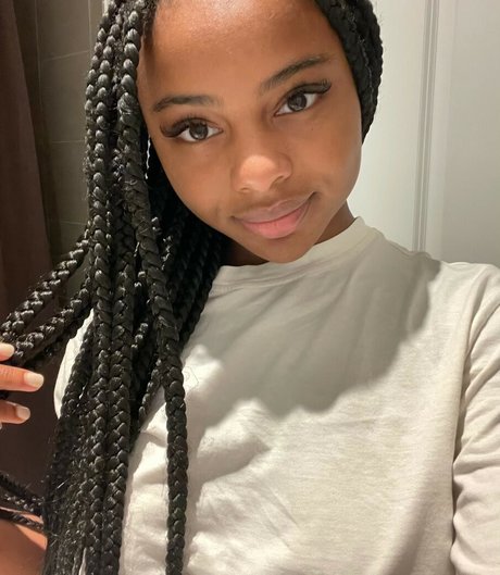 Saffronnn pornostar nacktheit galerien