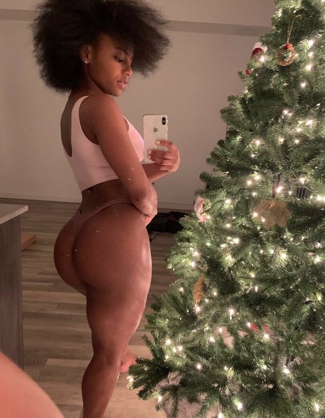 Saffronnn erwachsene schöne archiv