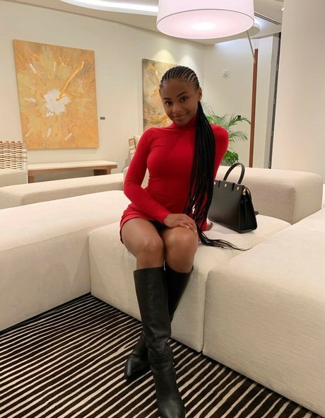 Saffronnn beste nacktheit galerien